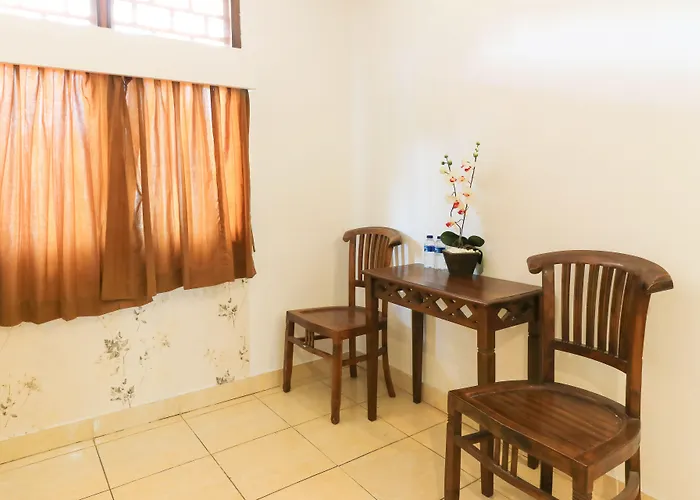 Hotel Ayu Lili Garden Hotel Kuta 3*